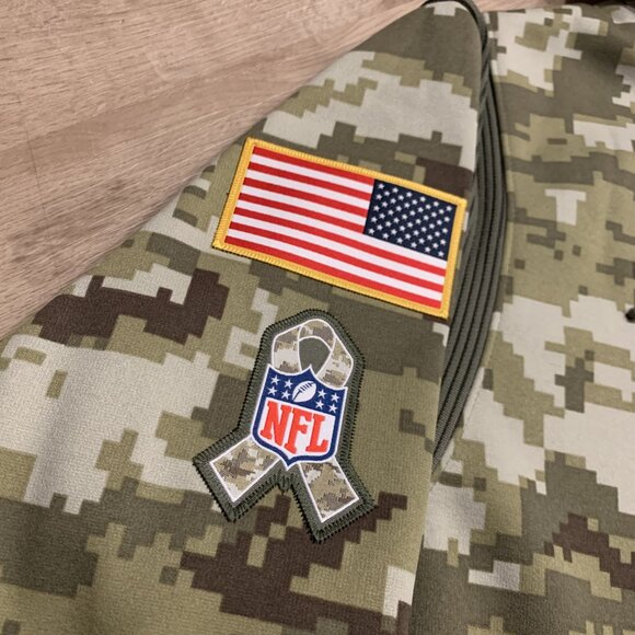 Nike Camouflage Hoodie with New England Patriots Team Logo - Picture 2 of 8